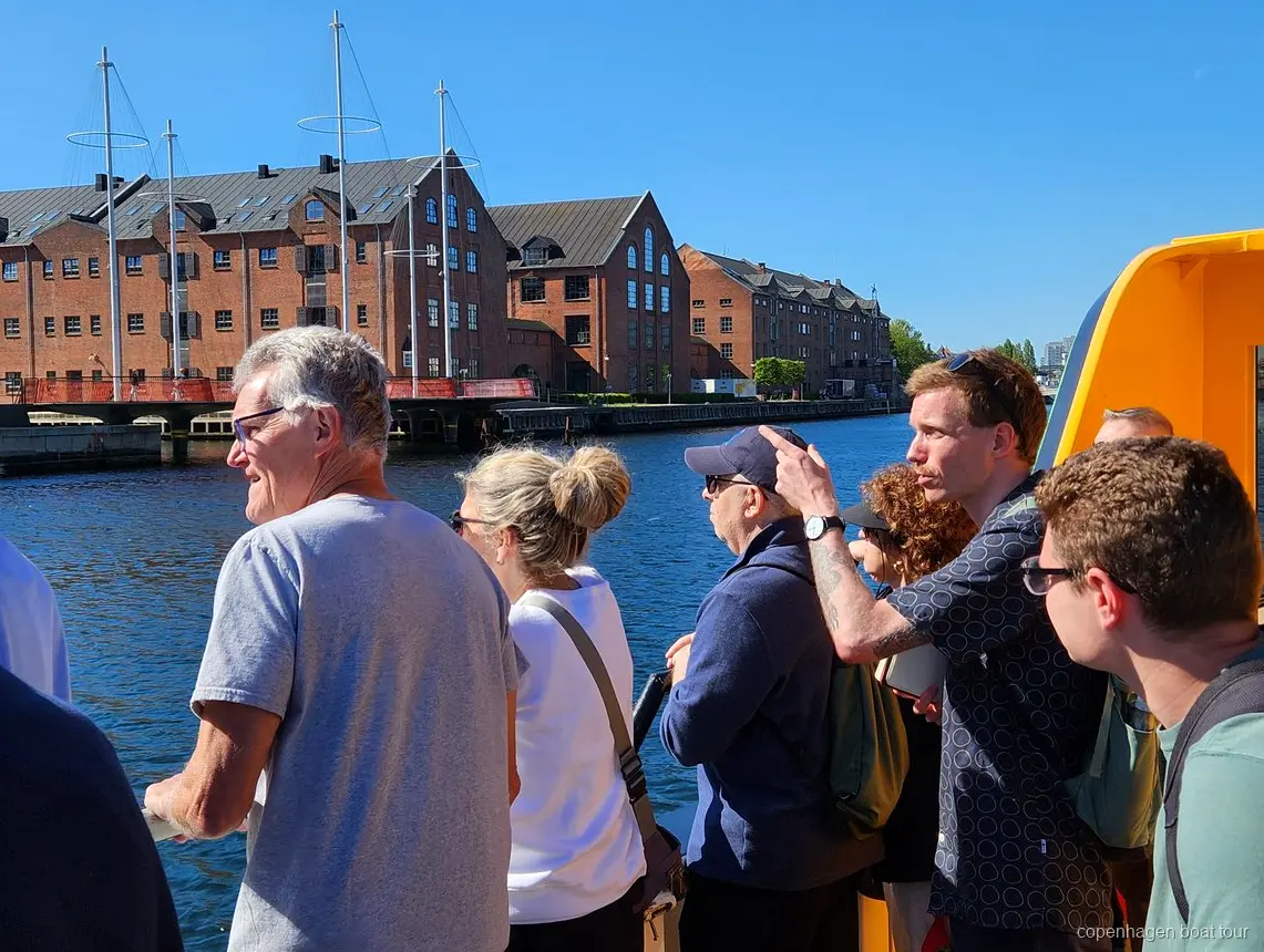 Cerimonia della guardia reale ad Amalienborg, finale del tour a piedi e in battello a Copenaghen